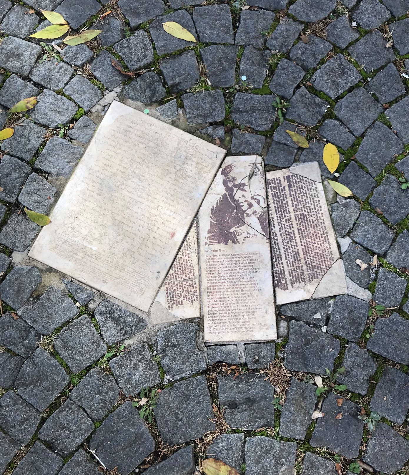The 'leaflets monument' to the White Rose, Munich (3).jpg
